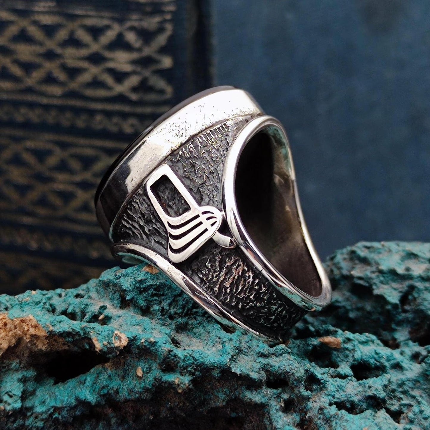 Men ring with Arabic "Nothing" written on Black Onyx