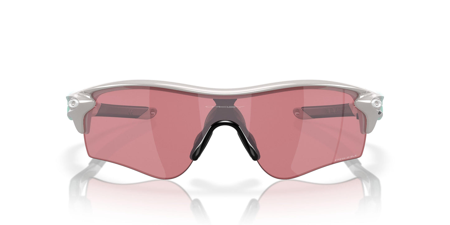 Oakley Radarlock Path 9206 Sunglasses