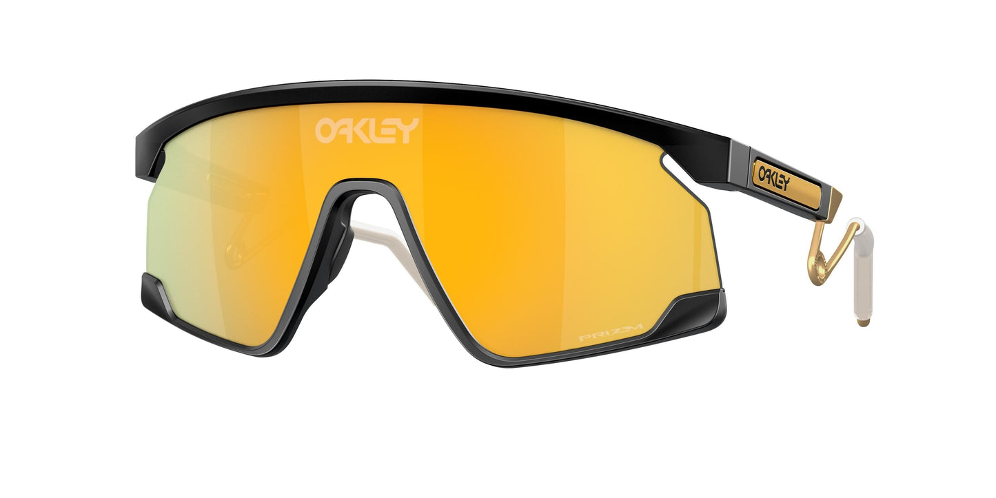 Oakley Bxtr Metal 9237 Sunglasses