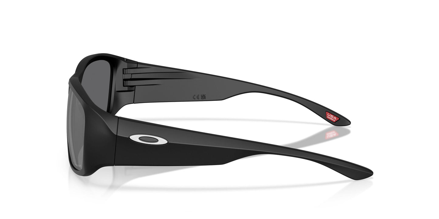 Oakley Tourniquet 9521 Sunglasses