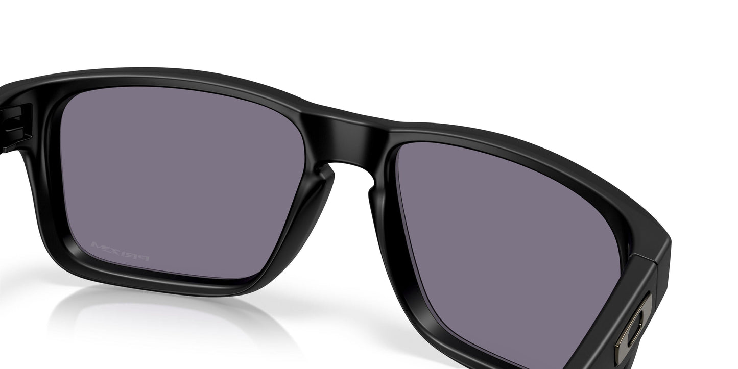 Oakley Holbrook S 9509 Sunglasses