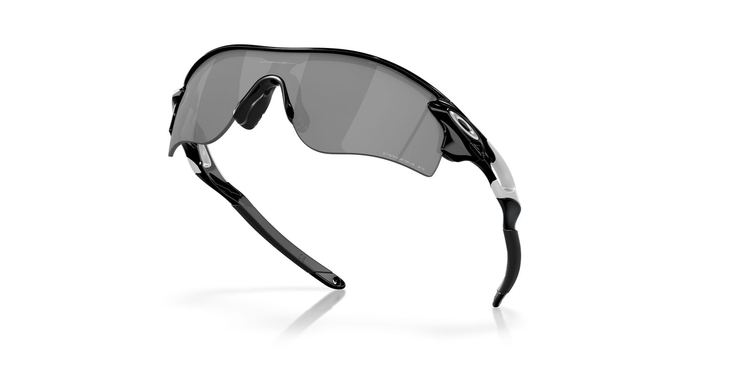 Oakley Radarlock Path 9206 Sunglasses