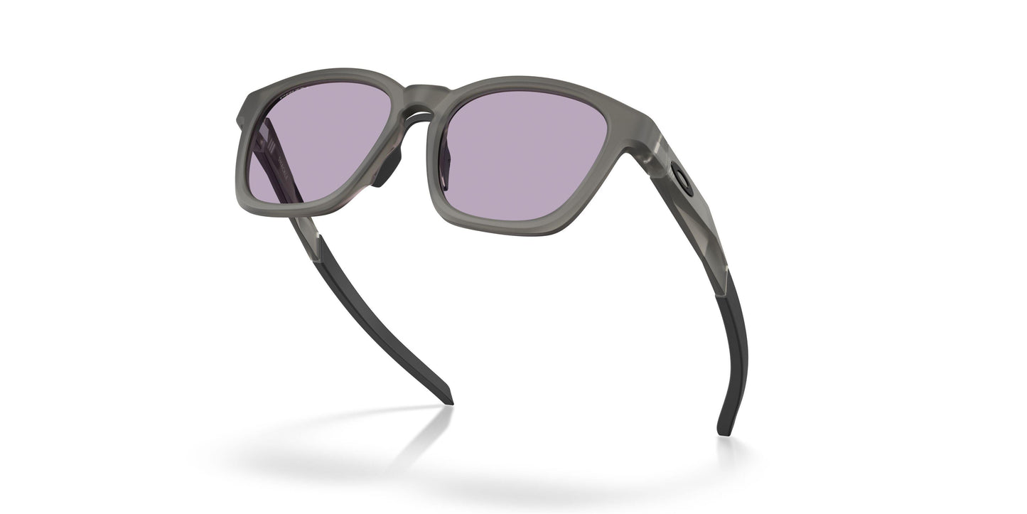 Oakley Shackle 9507D Sunglasses