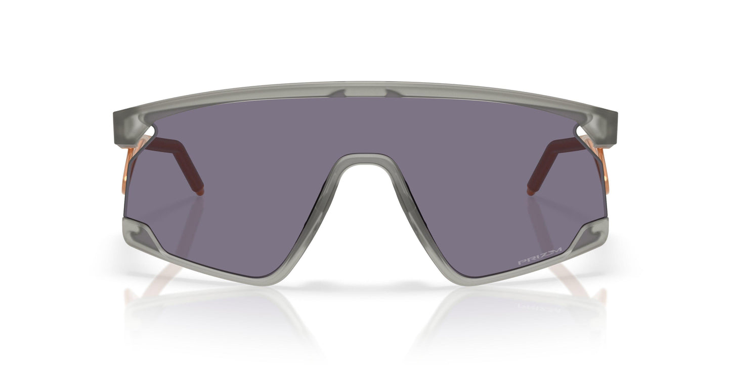 Oakley Bxtr Metal 9237 Sunglasses