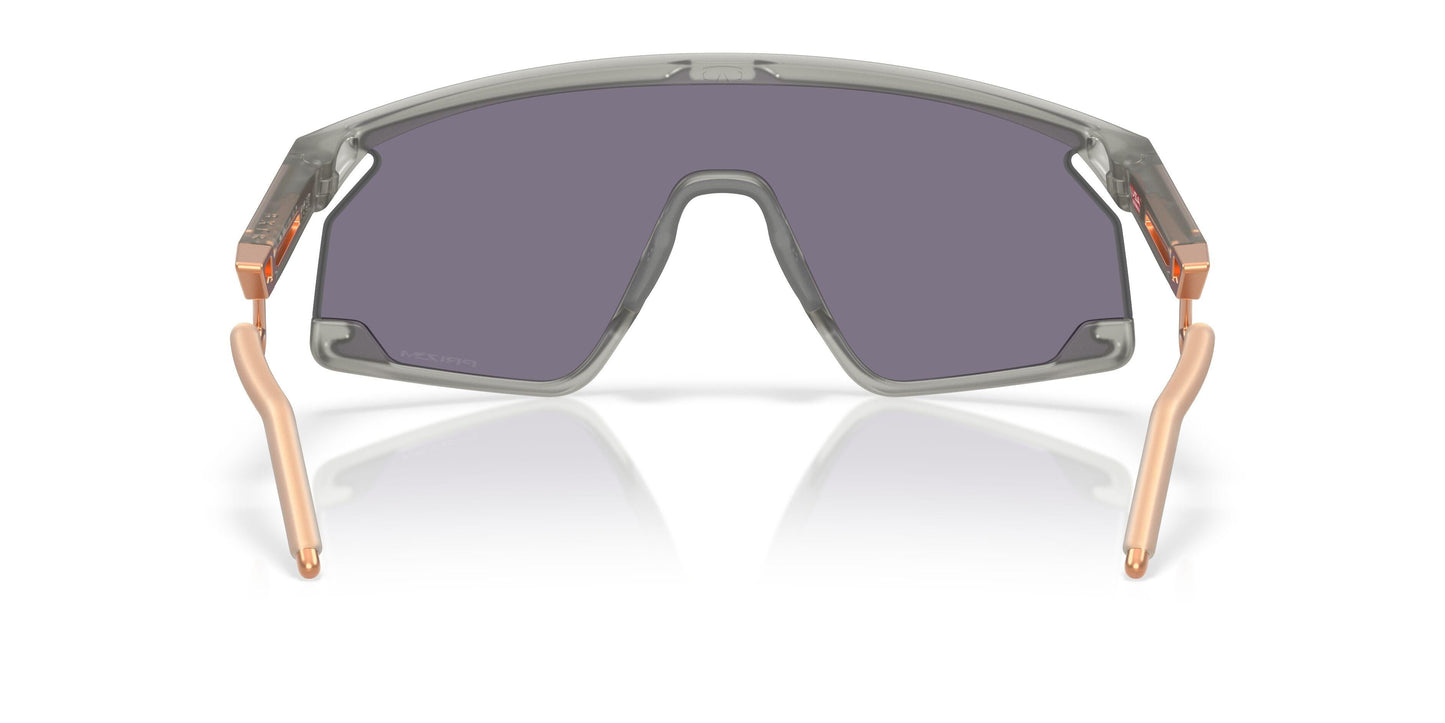 Oakley Bxtr Metal 9237 Sunglasses