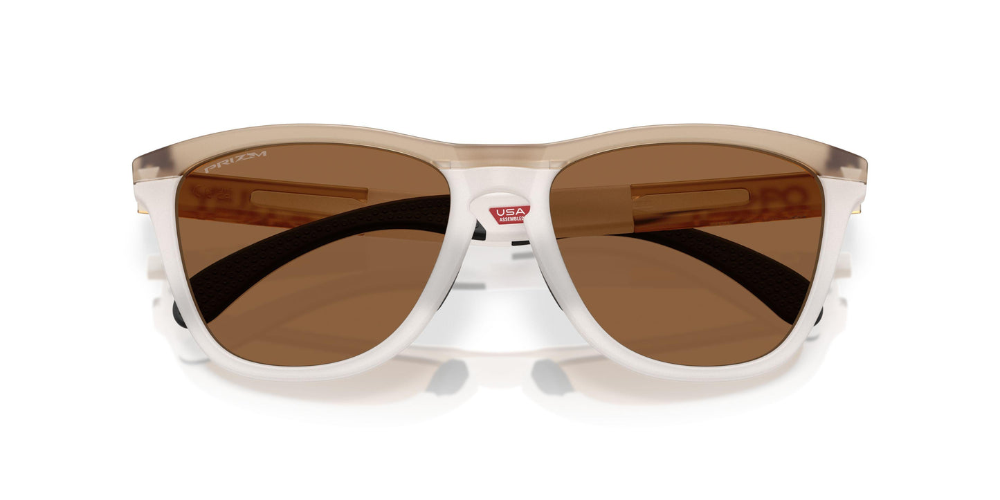 Oakley Frogskins Range 9284 Sunglasses
