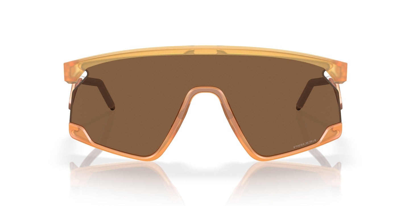 Oakley Bxtr Metal 9237 Sunglasses