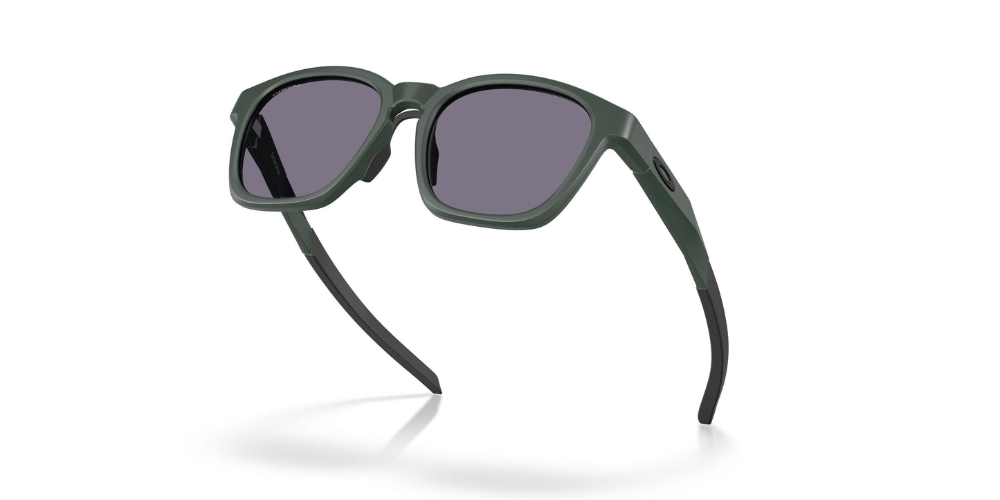 Oakley Shackle 9507D Sunglasses