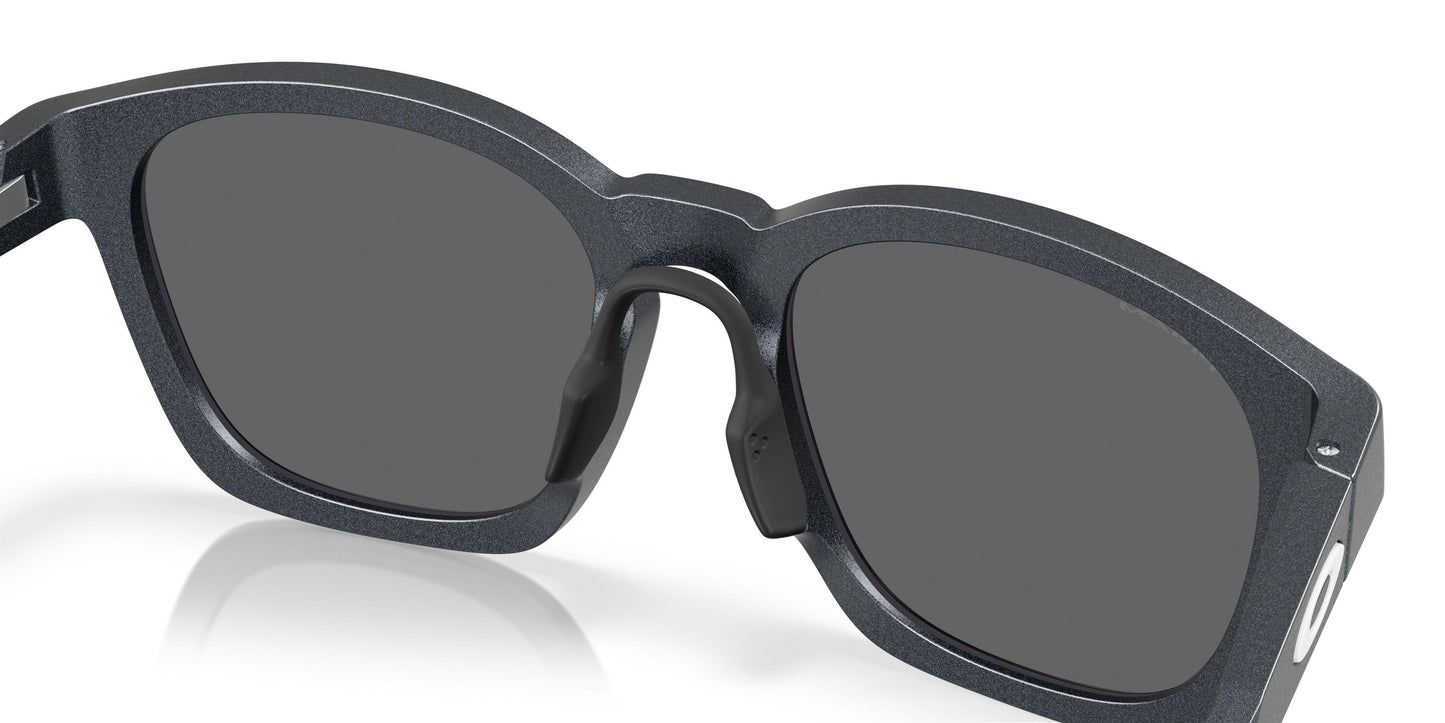 Oakley Shackle 9507D Sunglasses