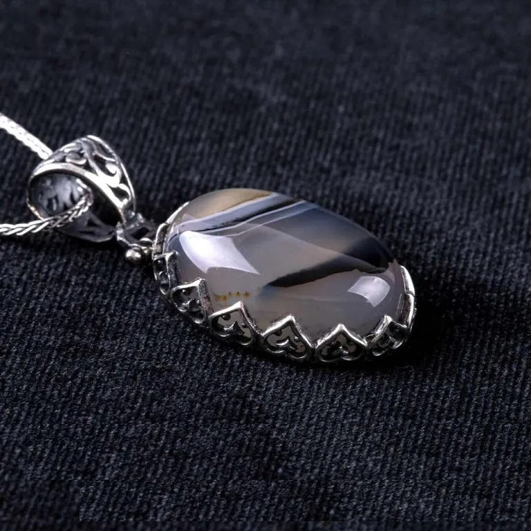 Rare Yemeni Aqeeq Oval Silver Pendant