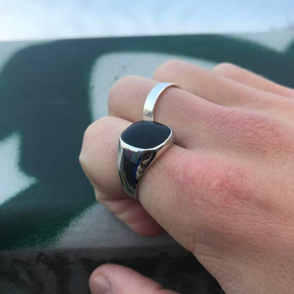 ROUND ONYX RING