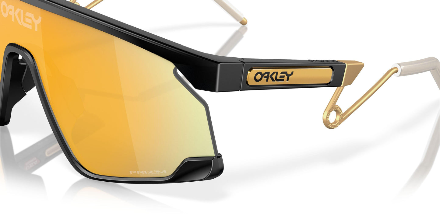 Oakley Bxtr Metal 9237 Sunglasses