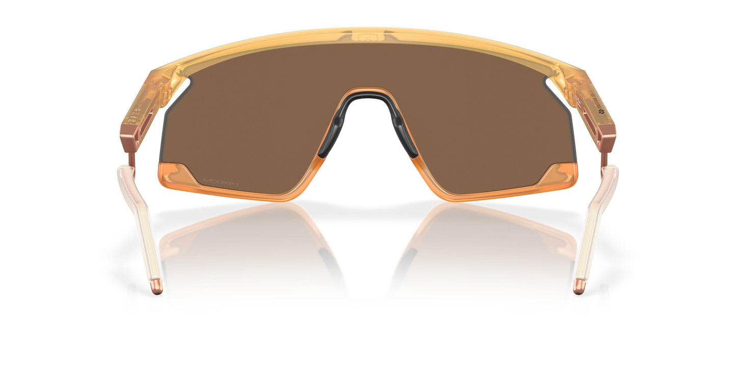Oakley Bxtr Metal 9237 Sunglasses