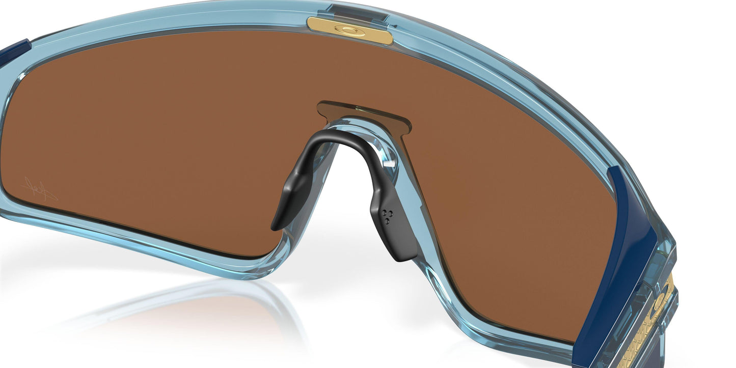 Oakley Latch Panel 9404 Sunglasses