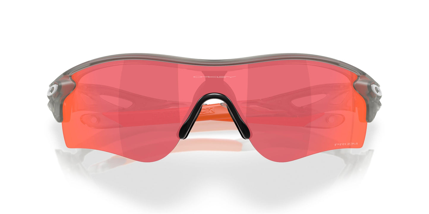 Oakley Radarlock Path 9206 Sunglasses