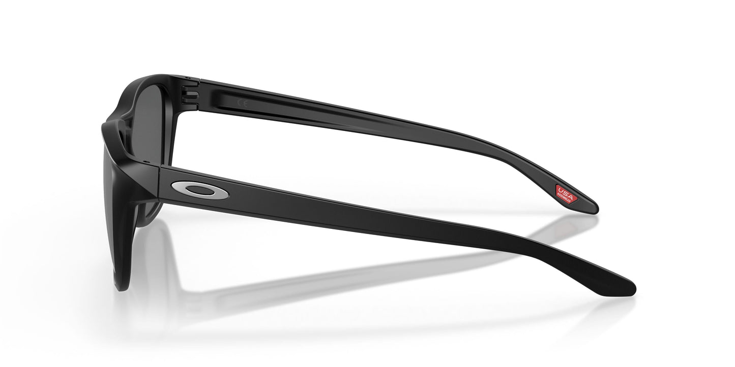 Oakley Manorburn 9479 Sunglasses