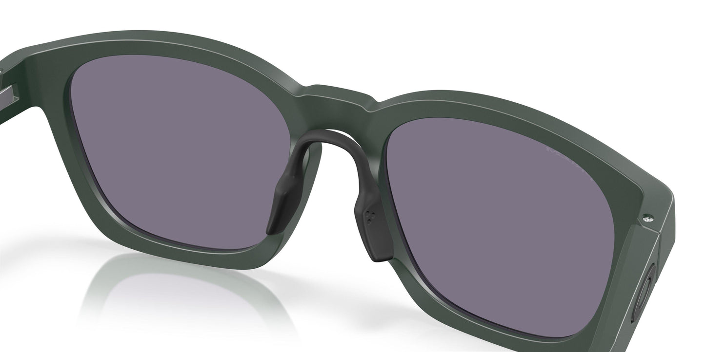 Oakley Shackle 9507D Sunglasses