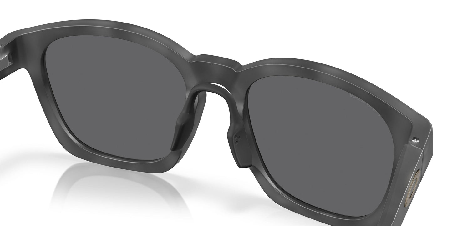 Oakley Shackle 9507D Sunglasses
