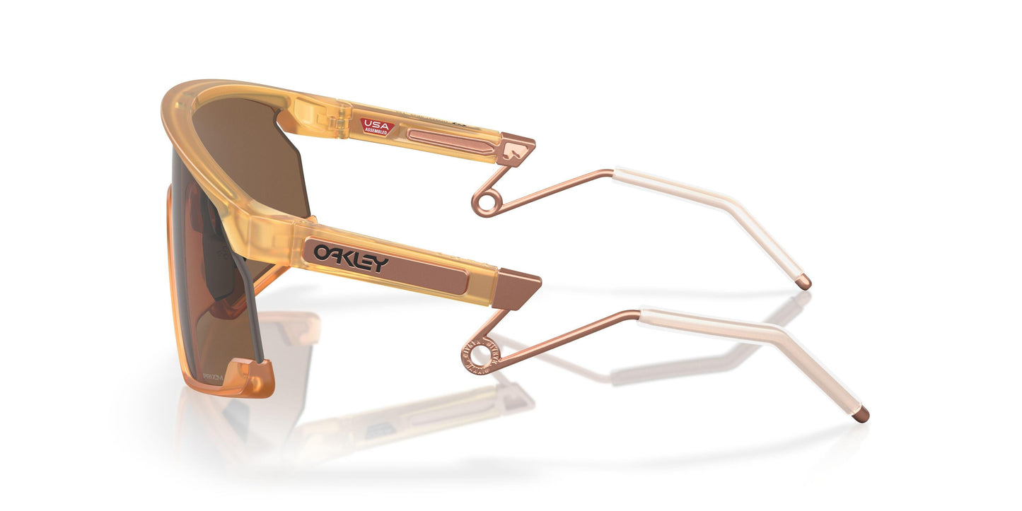 Oakley Bxtr Metal 9237 Sunglasses
