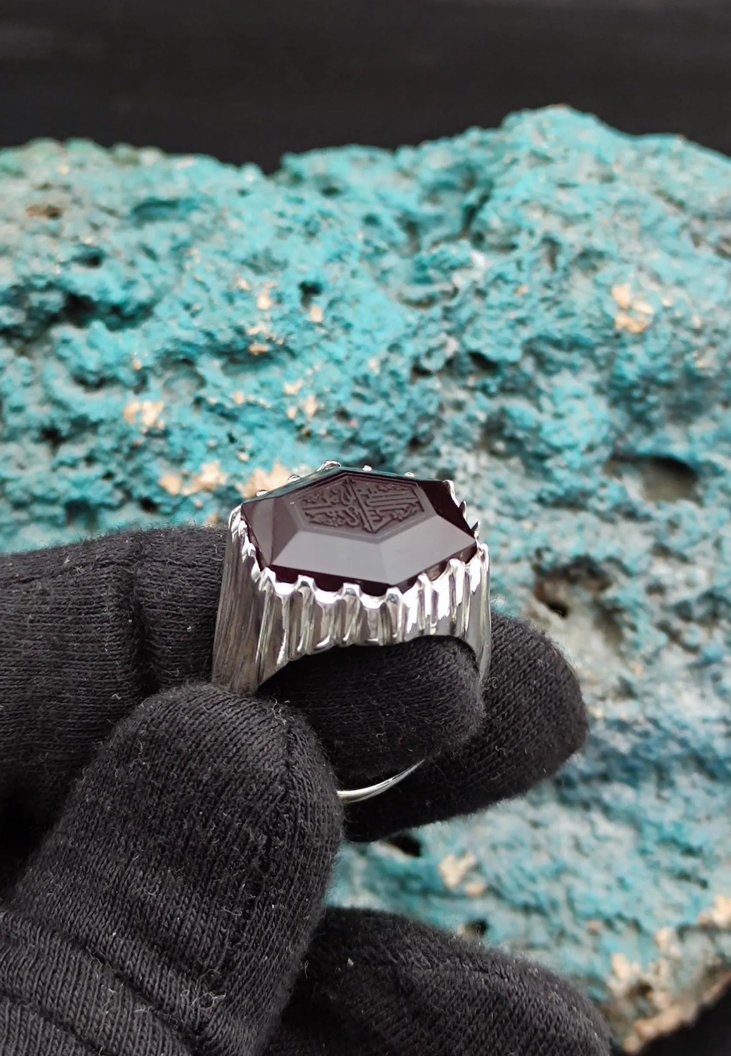 Bismillahirrahmanirrahim is written on the Original Agate Stone