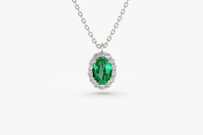 OVAL EMERALD NECKLACE
