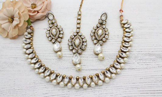 Simple Gold Silver Stone Flexible Indian Necklace set