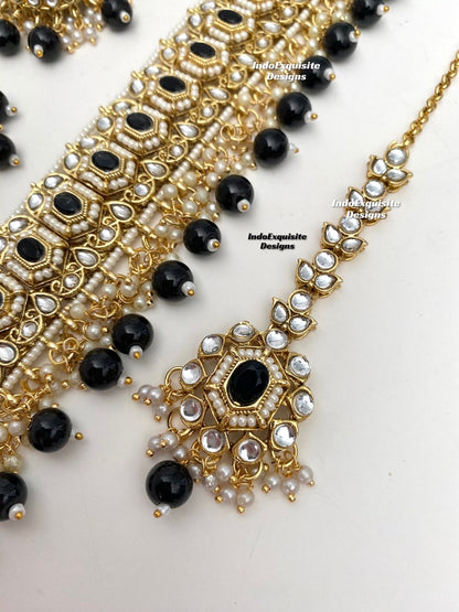 Gorgeous Kundan Choker Set