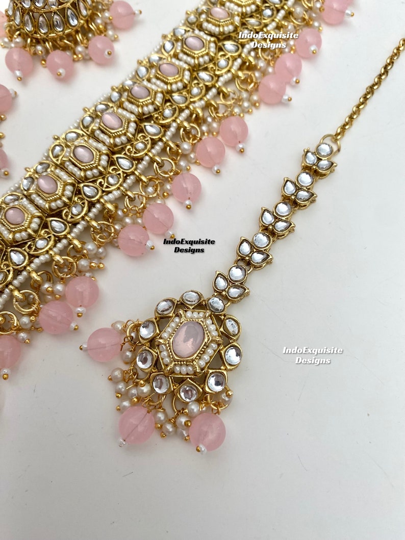 Kundan Choker Set