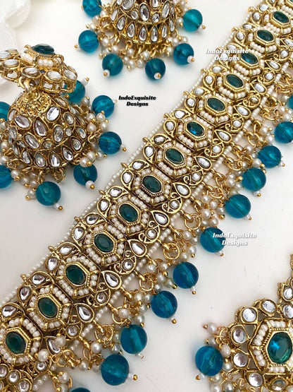 Gorgeous Kundan Choker Set