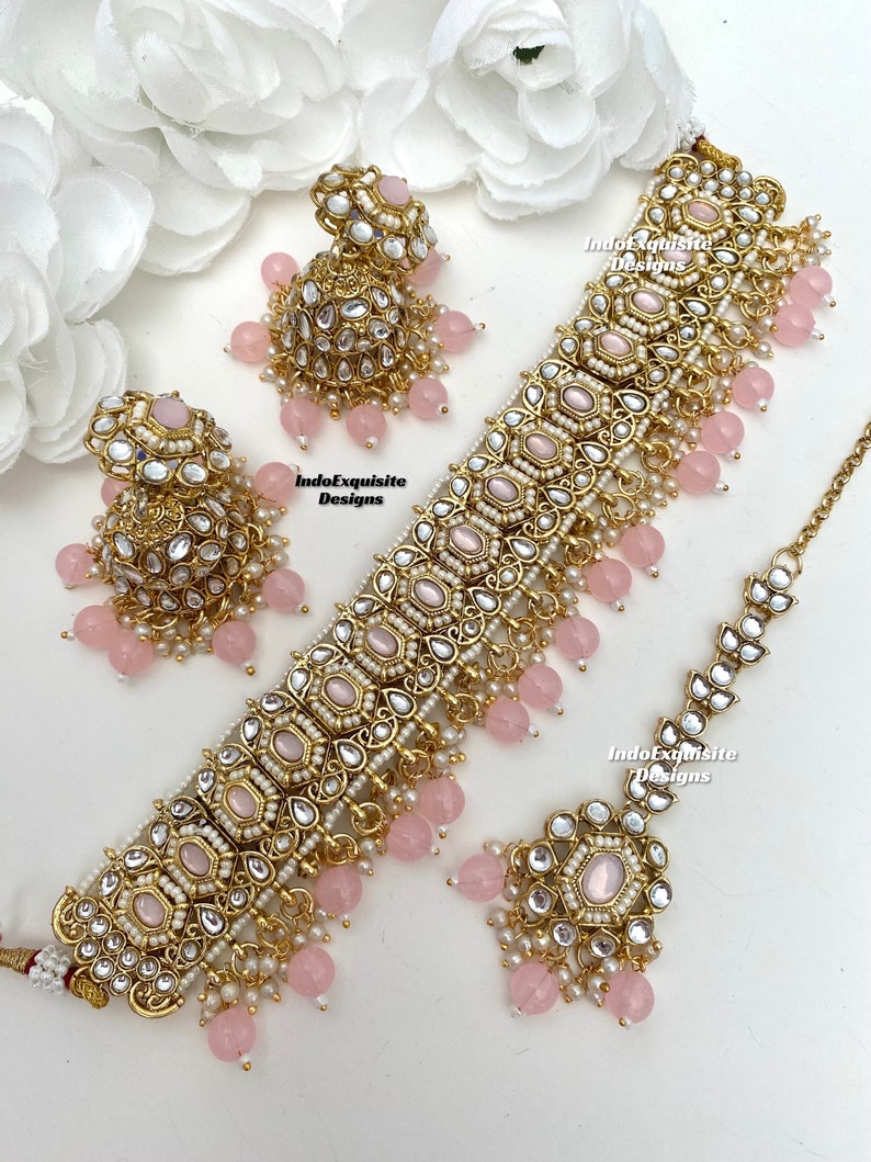 Kundan Choker Set