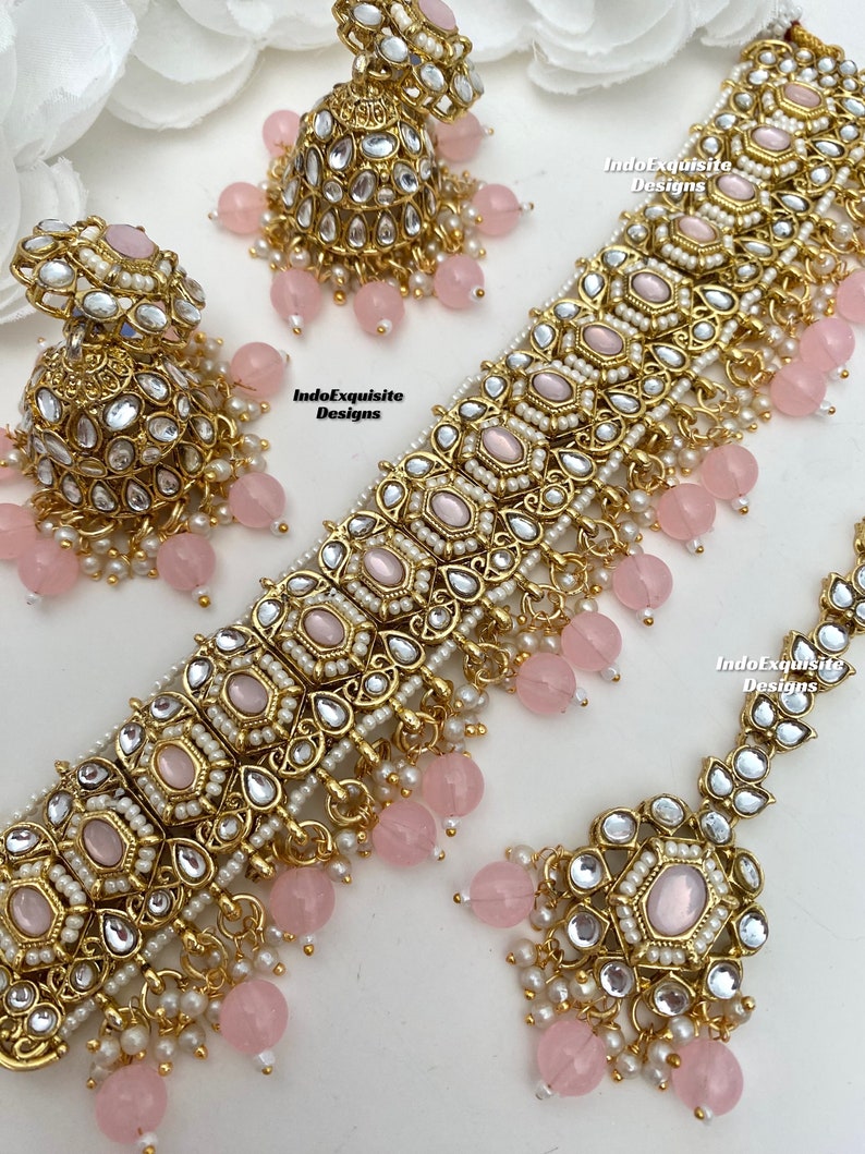 Kundan Choker Set