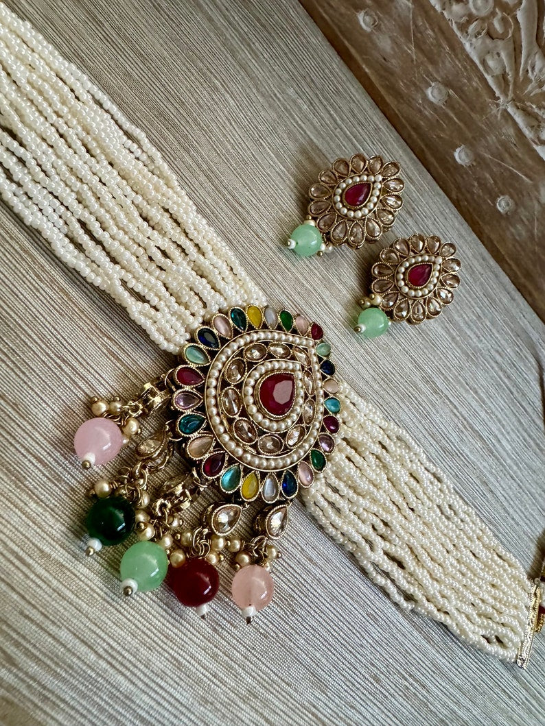Red Pink Blue Green Multi Mint Black Antique Gold Pearl Polki Choker Necklace Set