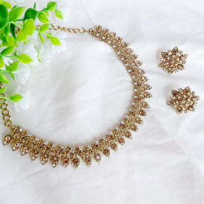 Pav Necklace Set Golden