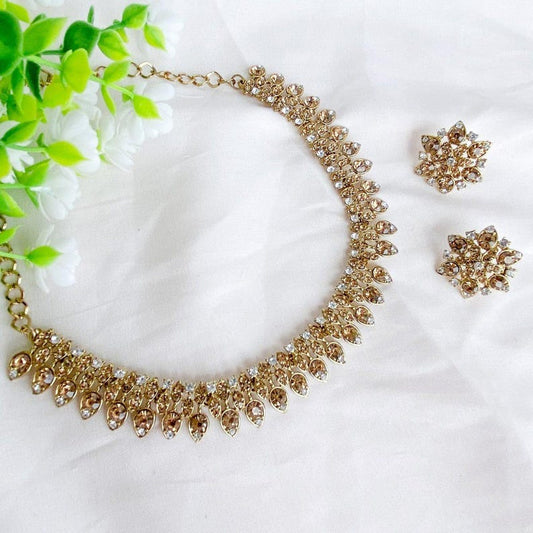 Pav Necklace Set Golden