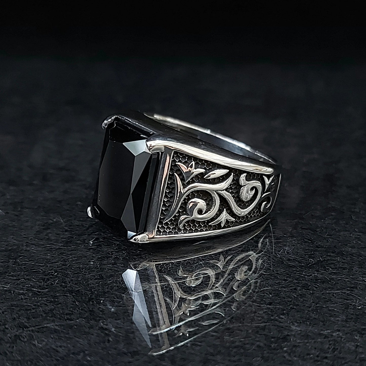 Silver Onyx Stone Ring