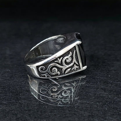 Silver Onyx Stone Ring