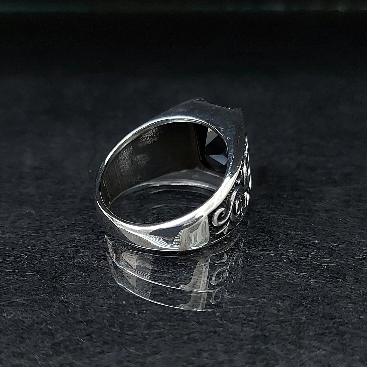 Silver Onyx Stone Ring