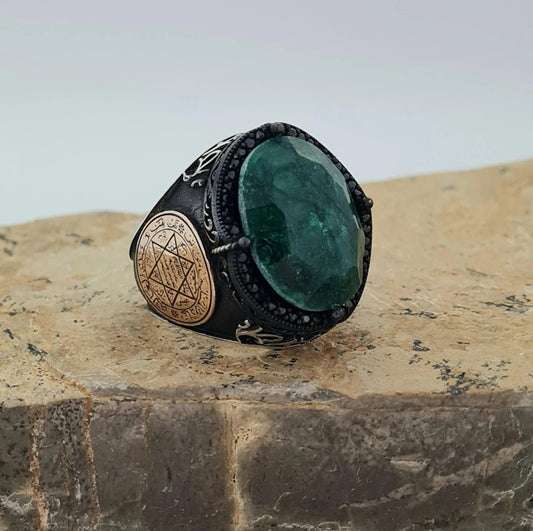 Solomon Symbol Emerald Stone Silver Ring