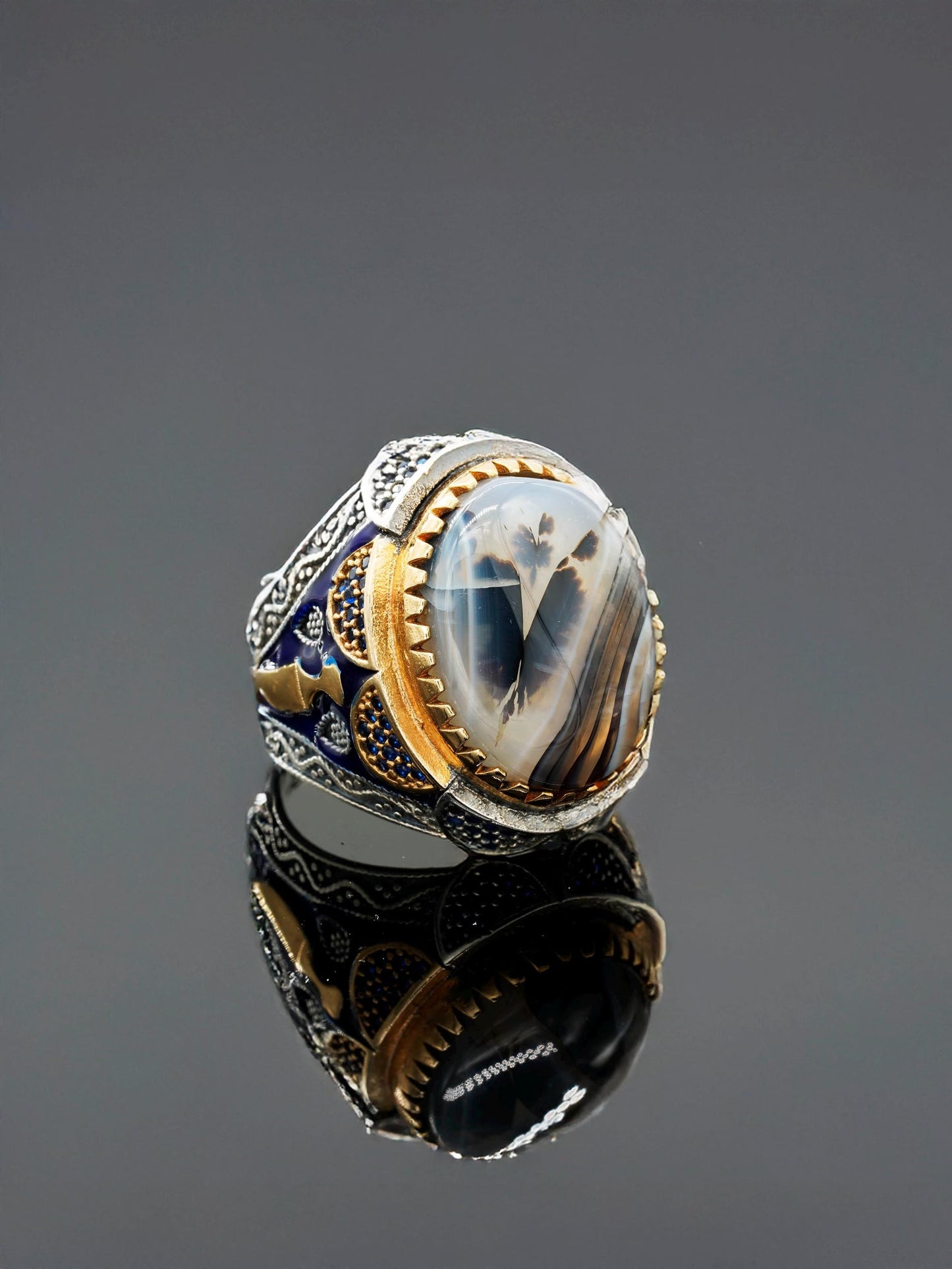 Handcrafted Luxury Men's Ring with Yemeni Agate