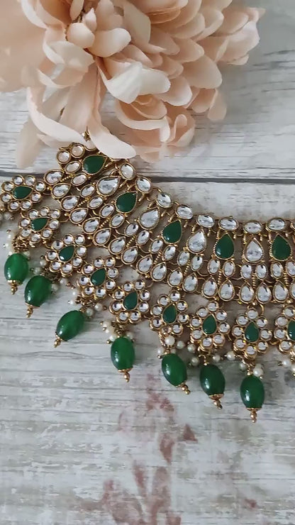 Green Gold Silver Stone Flexible Necklace set