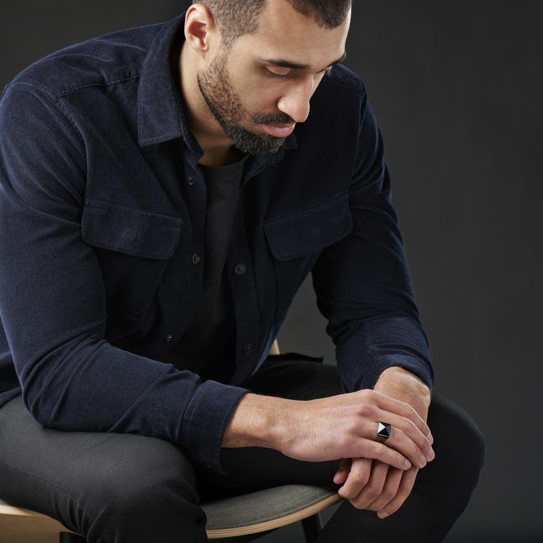 Exclusive Classic Style Ring with Natural Pyramidal Black Onyx